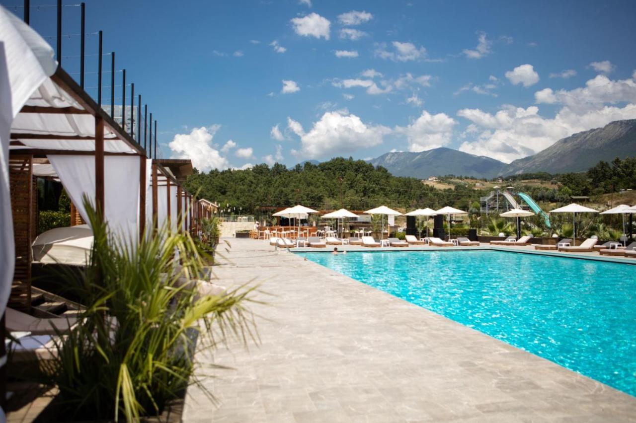 Equos Resort Hotel Tirana Exterior photo
